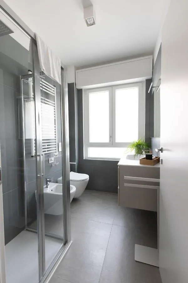 Bnbook Residenza Locatelli Rho 0*,  Italy