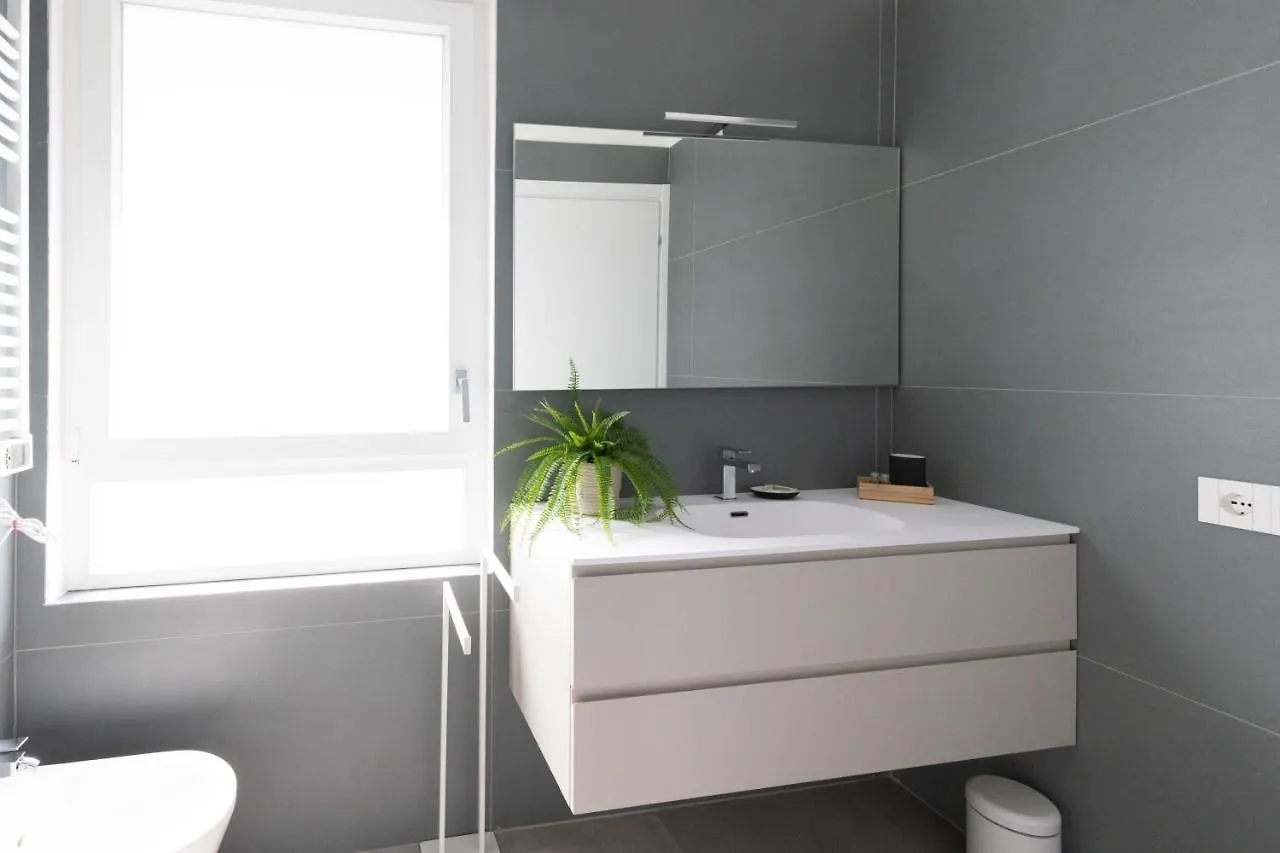 Bnbook Residenza Locatelli Rho 0*,