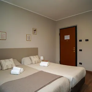 Bnbook Expo Aparthotel