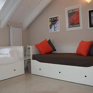 Leonardo Guest house